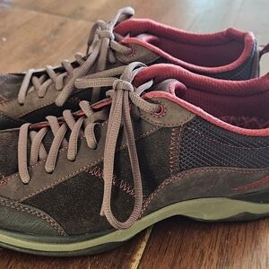 Women's Brown and Red Sneakers